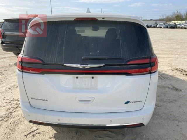 Chrysler Pacifica